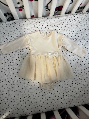 Once Upon A Child Dress 9-12 months